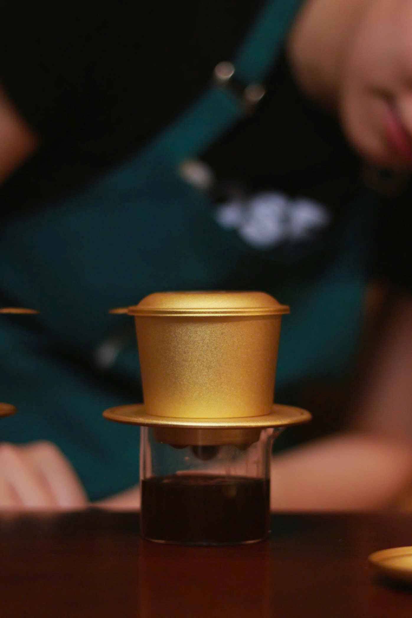 Step 3: Brewing traditional Vietnamese phin coffee